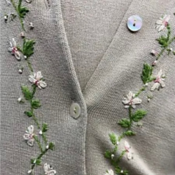 Cardigan Sweater Sleeveless Top Fitted August Silk Knits Vintage Embroidered - Picture 2 of 10